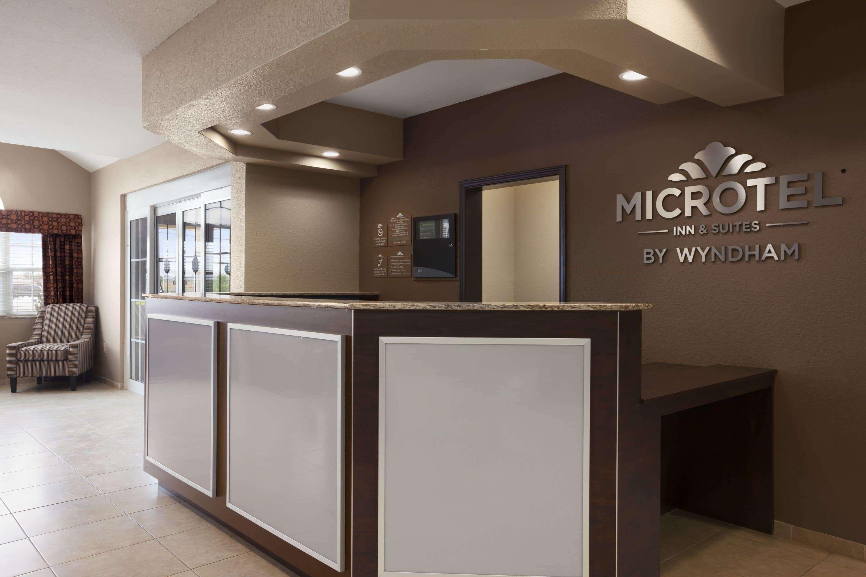 Hotel Microtel & Cotulla